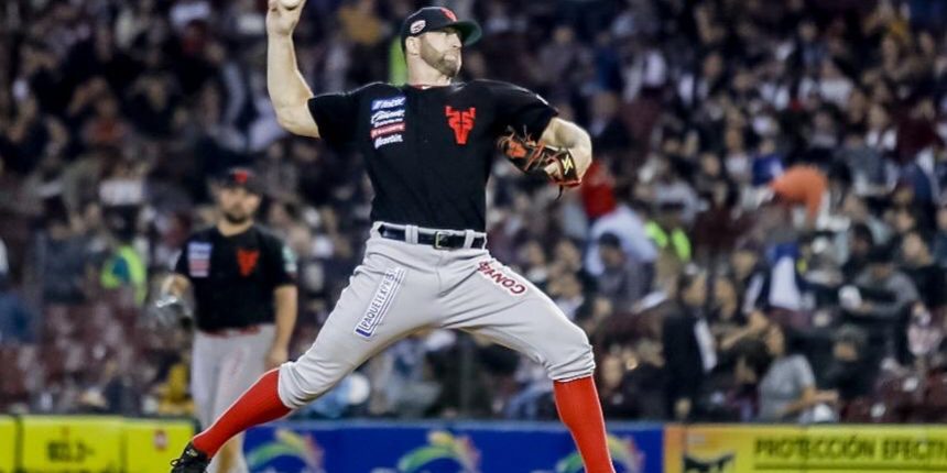 Venados de Mazatlán vs. Tomateros de Culiacán 6o juego serie final, serie emptada 3-3, 6×2, 4 del 290120 en Mazatlán, Mitch Lively, abridor y ganador
