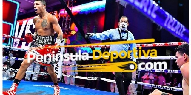 Miguel Berchelt vs. Eleazar Tronco Valenzuela gkot 6 1 del 270220 en Estudios TV Azteca 1a pelea post coronavirus con marca de agua