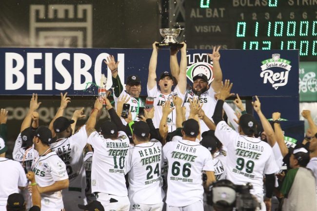 coronación melenuda en 2018