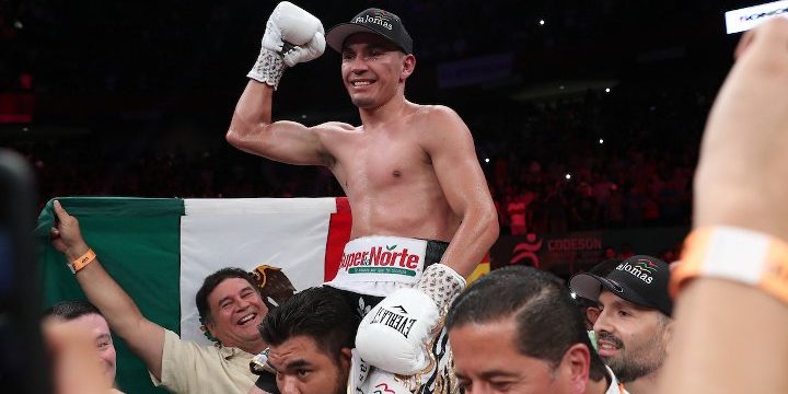 Juan Francisco Gallo Estrada vencedor de Dewayne Beamon campeonato mundial supermosca del CMB Gkot 9 2 del 240819 en CUM de Hermosillo y Fernando Beltrán Rendón