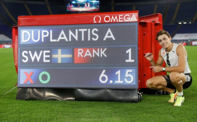 Armand Duplantis rompió con 6.15 récord mundial de 1994 de 6.14 de Sergey Bubka, 1 del 170920 en Roma, Gala Dorada de la Liga de Diamante
