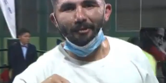 Elías Espadas, vencedor de Darío Ferman gkot 6 del 071120 en Kanasín