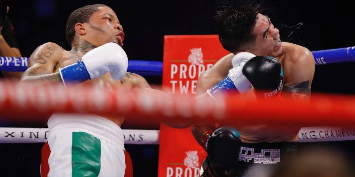Gervonta Davis vs. Leo Santa Cruz gkot 6 ganó campeonato mundial súperpluma AMB y retuvo ligero CMB del 311020 en San Antonio, Texas