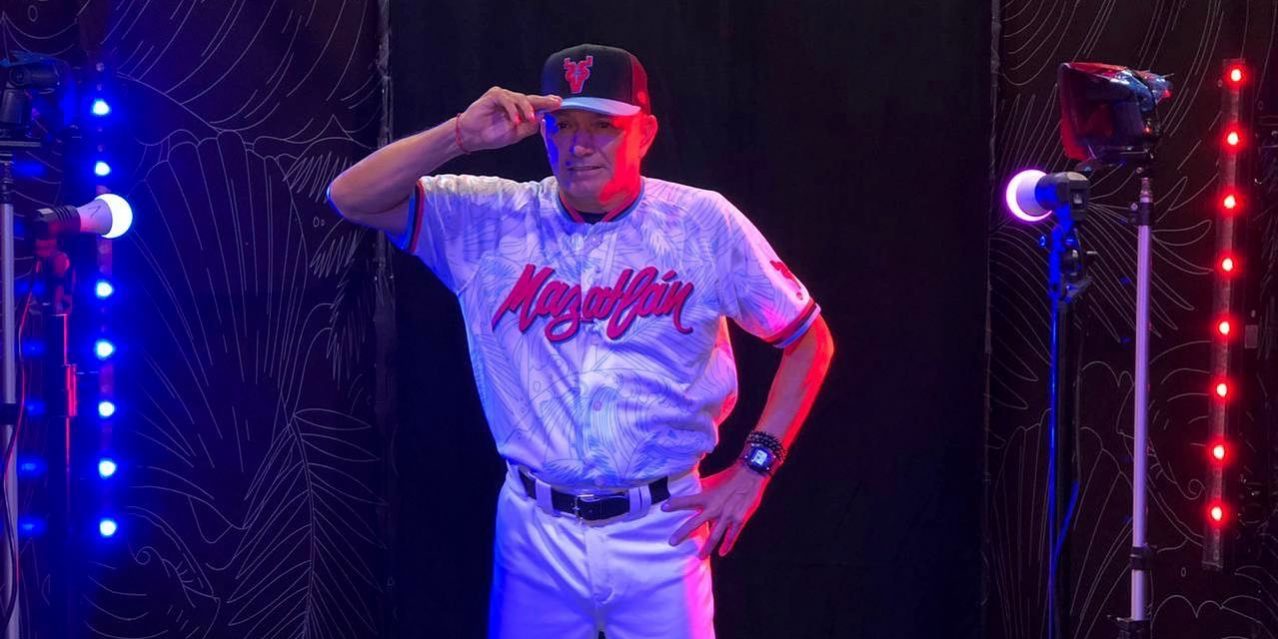 Juan José Pacho Burgos sesión fotográfica para campaña 2020-2021 de los Venados de Mazatlán, del 101020 Pacho