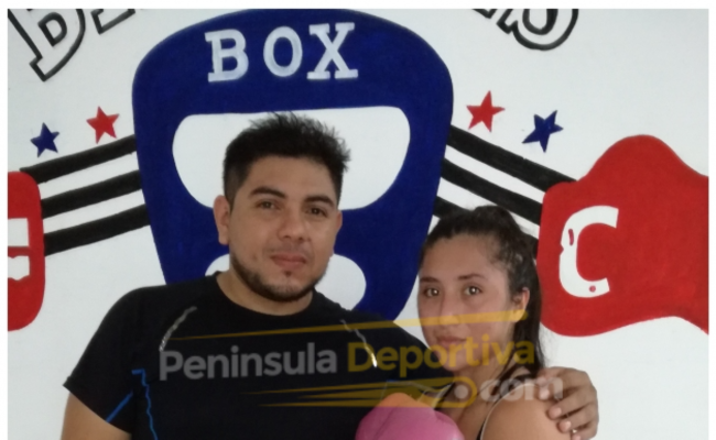 Abraham Falcón con Jessíca la Tanquecita Basulto con marca de agua