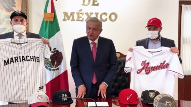 Andrés Manuel López Obrador presentación de los Mariachis de Jalisco y Águila de Veracruz, del 081220