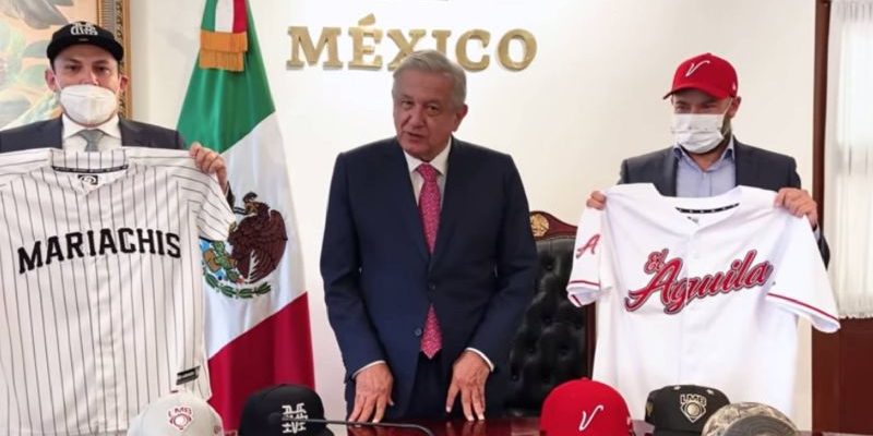 Andrés Manuel López Obrador presentación de los Mariachis de Jalisco y Águila de Veracruz, del 081220