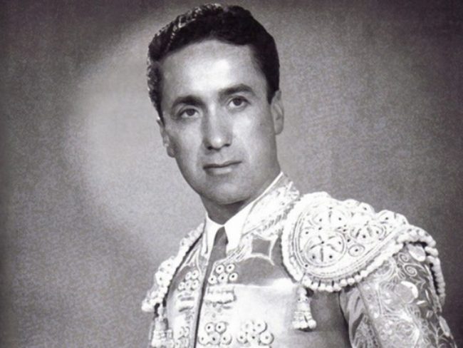 Alfonso Ramírez “El Calesero” Alfonso Ramírez "El Calesero"