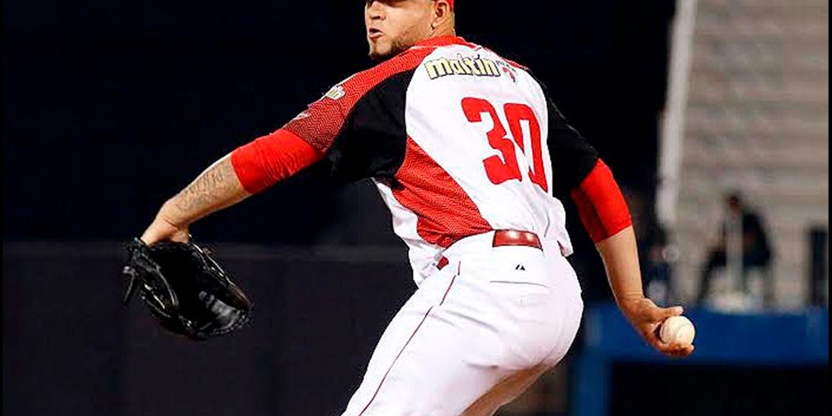 Jhondaniel Medina llega a los Leones de Yucatán