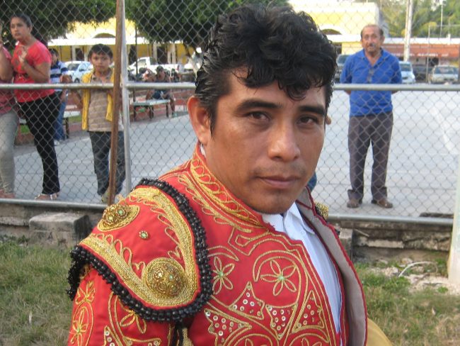Víctor El Chamaco Balam Víctor "El Chamaco" Balam va por la alcaldía de Kanasín