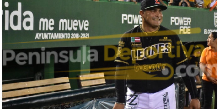 Gerónimo Gil, sonriente, con marca de agua