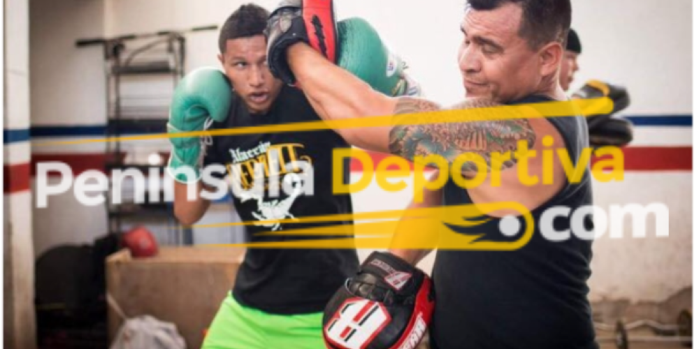 Miguel Berchelt haciendo paradoras con Alfredo Caballero en Hermosillo en 2017 con marca de agua Alfredo Caballero haciendo paradoras con Miguel Berchelt