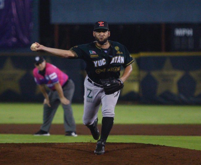 Tigres de Quintana Roo vs. Leones de Yucatán 3o de la serie, serie para los Tigres, 11×3 6 del 080819 en Cancún, Yoanner Negrín, abridor y derrotado, se puso 11-5