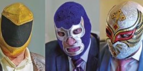 Blue Demon con colegas