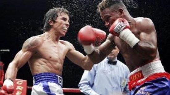 Edwin Valero vs. Loco Mosquera