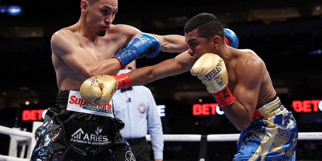 Juan Francisco Gallo Estrada vs. Román Chocolatito González GDD 12 retuvo campeonato mundial súpermosca del CMB y ganó súpercampeonato mundial súpermosca AMB del 130321 en Dallas