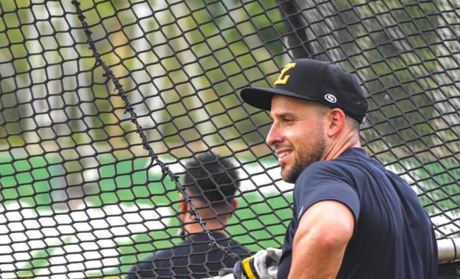 Alex Liddi primer día pretemporada 2021 de los Leones de Yucatán del 090421 parque Kukulcán Alex Liddi