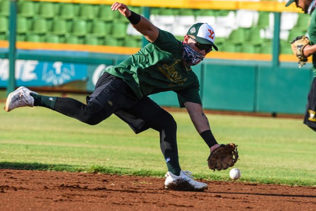 Marco Jaime entrenamiento pretemporada Leones de Yucatán, del 180421 en parque Kukulcán Marco Jaime