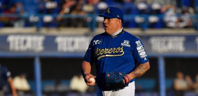 Acereros de Monclova vs. Sultanes de Monterrey 9×3, juego inaugural campaña 2021 de la LMB tras COVID-19 del 200521 en Monclovs, Bartolo Colón, abridor y ganador Bartolo Colón