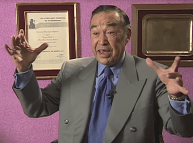 Ángel Fernández expresivo