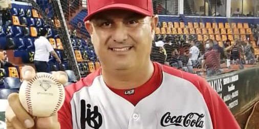 Piratas de Campeche vs. Tigres de Quintana Roo 2o juego Piratas 4o tigres, 1o de la serie 6×1 del 250521 en Cancún 1er triunfo Francisco Campos como mánager