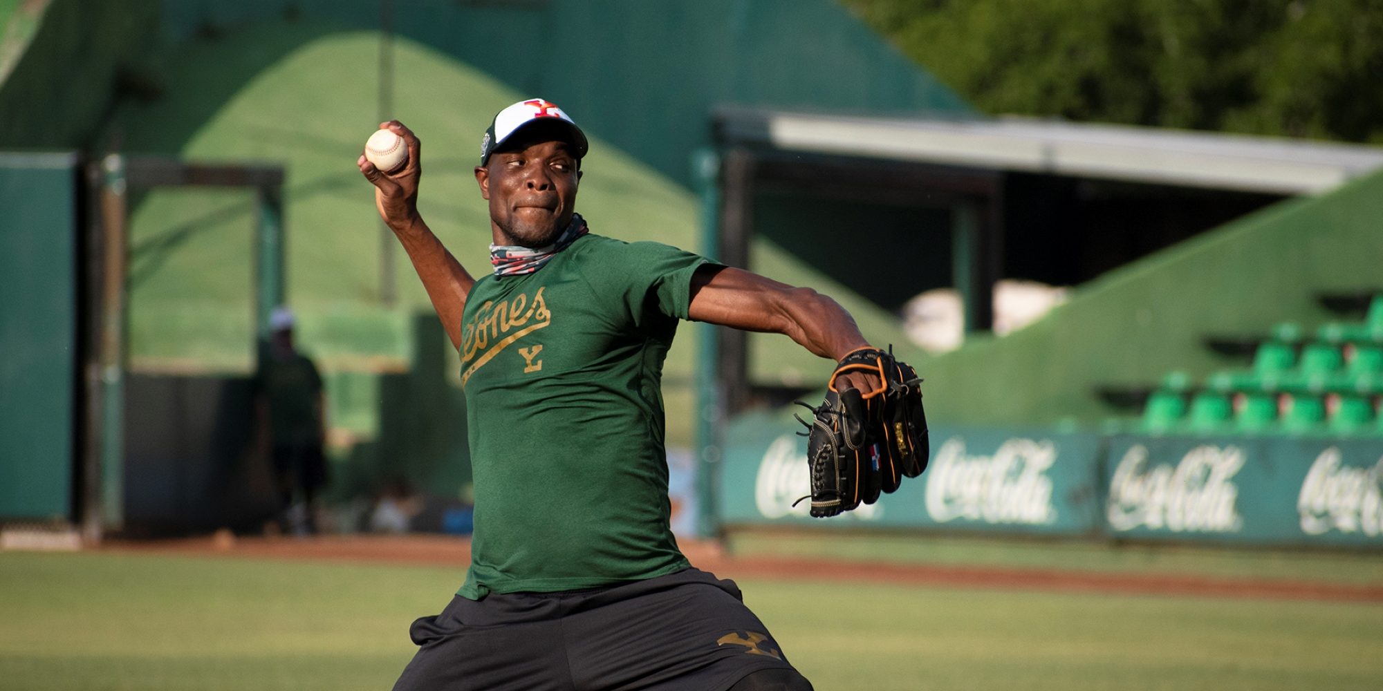 Radhamés Liz entrenamiento pretemporada Leones de Yucatán del 180421 en parque Kukulcán