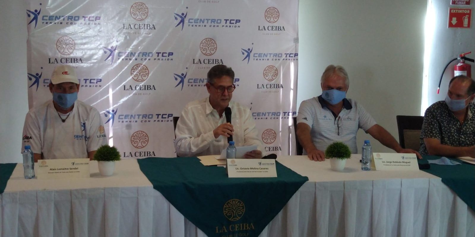 Alain Lemaitre Sendel, Octavio Molina Casares, Jorge Robleda Moguel y Mauricio Millet Reyes presentación dentro de desarrollo de Tenis en Club de Golf La Ceiba del 010621 en Club de Golf La Ceiba