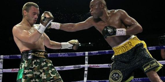 Anderson Silva vs. Julio César Chávez jr. gdd 8 del 190621 en Estadio Jalisco de Guadalajara despedida de Julio César Chávez sr.