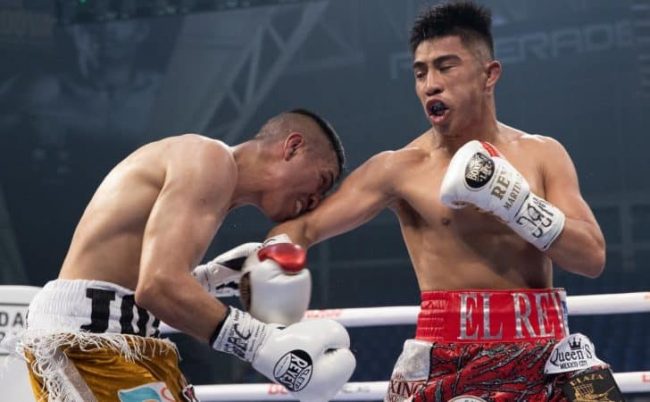 Julio César Martínez vs. Joel Córdova gkot 6 retuvo campeonato mundial mosca del CMB por 3a vez del 260621 en Guadalajara Julio César Martínez