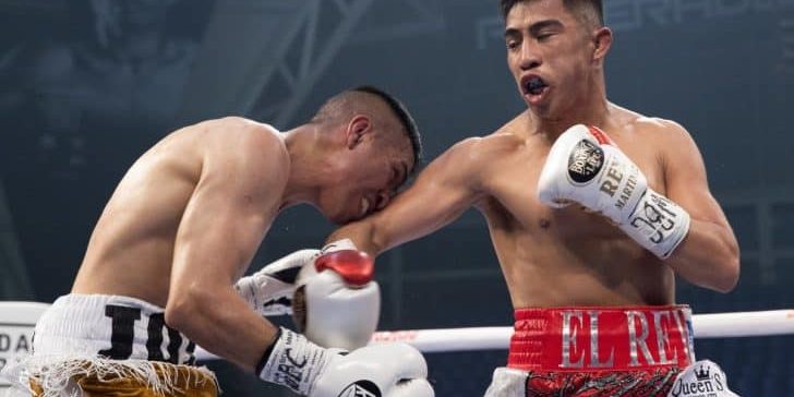 Julio César Martínez vs. Joel Córdova gkot 6 retuvo campeonato mundial mosca del CMB por 3a vez del 260621 en Guadalajara Julio César Martínez
