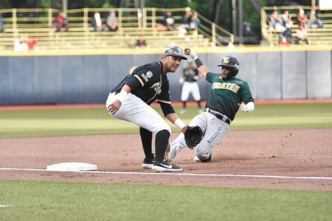 Leones de Yucatán vs. Guerreros de Oaxaca, juego 32, 1o de la serie, 7×5, del 290621 en Oaxaca