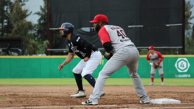 Piratas de Campeche vs. Bravos de León, juego 29, 1o de la serie, 6×3 del 290621 en León, Alex Valdez