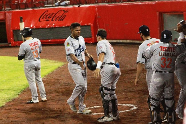 Tigres de Quintana Roo vs. Piratas de Campeche 12 y 10 juegos, 3o de la serie, serie para los Tigres 9×3 3 del 030621 en Campeche