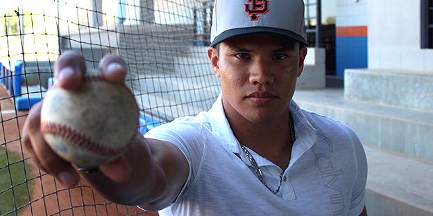 Adolfo Valdez, dado de alta por los Leones de Yucatán el 210721