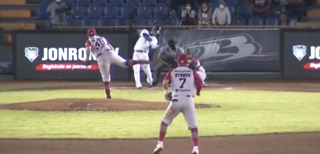 Bravos de León vs. Piratas de Campeche, juego 30, 2o de la serie, serie empatada, 7×6 en 13 innings, del 300621 en León, Mat Clark, jonrón del triunfo