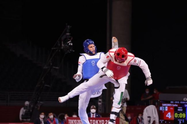 Iván Sapina de Croacia vs. Carlos Sansores de Quintana Roo, 8avos de final y estreno del peninsular en Juegos Olímpicos de Tokio 1 del 260721, Sapina ganó 6-4 Carlos Sansores