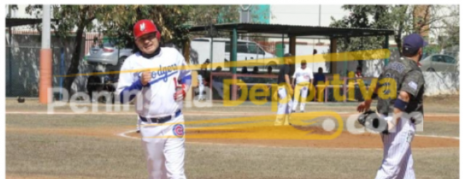 Juan José Pacho bateando para Provedora de Maderas y Triplay en la Liga de la Muralla en Mazatlán 1 con marca de agua Juan José Pacho