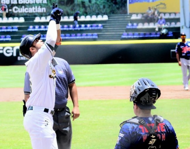Pericos de Puebla vs. Tigres de Quintana Roo, juego 35, 1o de la serie, 5×4 2 del 300621 en Puebla, juego a siete entradas por ser 1o de una doble cartelera, el 2o no se jugó por lluvia