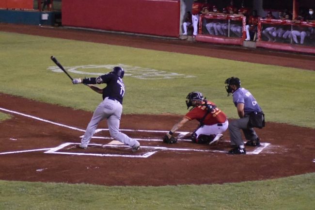 Tigres de Quintana Roo vs. Piratas de Campeche, juegos 55 y 50, respectivamente, 3o de la serie, serie para los Tigres, 7×0 6 del 220721 en Campeche, Reynaldo Rodríguez