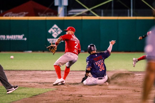 Águila de Veracruz vs. Tigres de Quintana Roo, juego 66, 2o de la serie, serie para el Águila, 14×1, 4 del 040821 en Veracruz, Alexi Amarista con Ángel Reyes