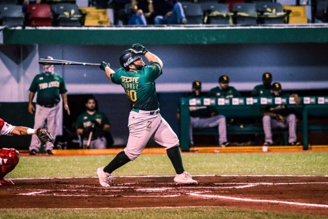 Leones de Yucatán vs. Águila de Veracruz, 4o juego primer play off, ventaja 3-1 sobre Veracruz, 11×3 1 del 110821 en Veracruz, Luis Felipe Pepón Juárez