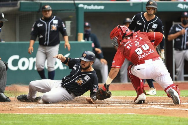 Tigres de QUintana Roo vs. Diablos Rojos del México, juego 63, 2o de la serie, serie empatada, 14×9 del 310721 en Ciudad de México, José Manuel Orozco y Eduardo Revilla