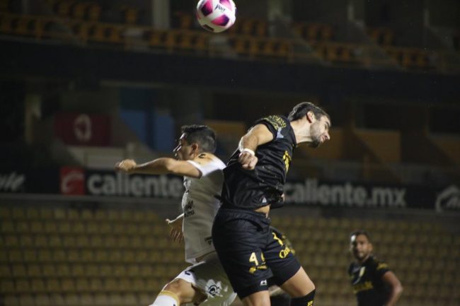 Dorados de SInaloa vs. Venados de Yucatán fecha 14 torneo de apertura 3-0 4 del 271021 en Culiacán