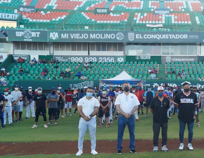 Manuel Bolón Rodríguez try out de prospectos del 271021 en el parque Kukulcán, con Alejandro Orozco y Carlos Sáenz Castillo