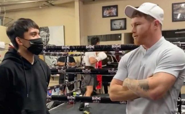 Saúl Canelo Álvarez entrenando a Emmanuel Pacquiao jr. del 131021 en San Diego