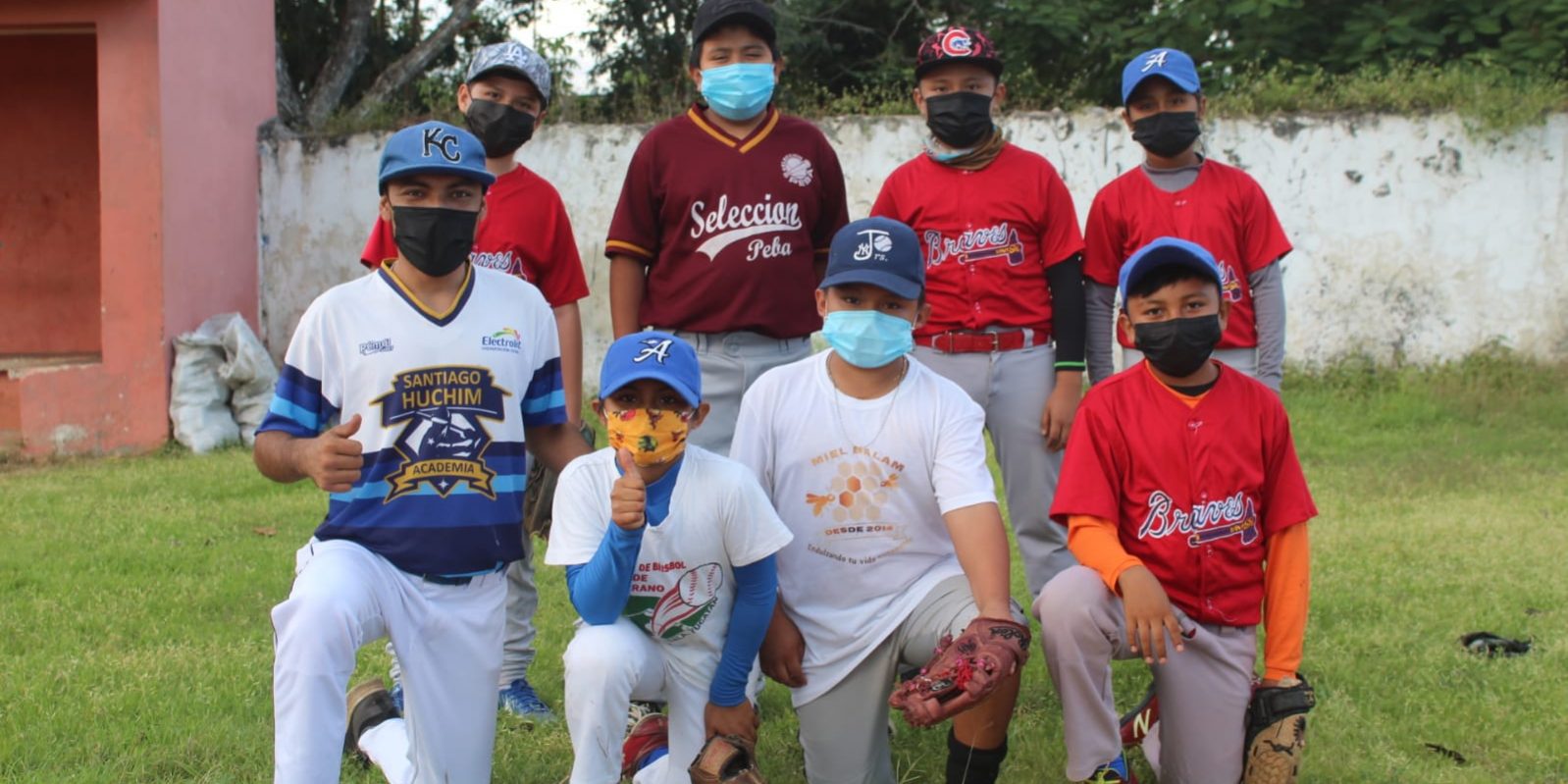 clínica de béisbol profesional en abalá del 071121