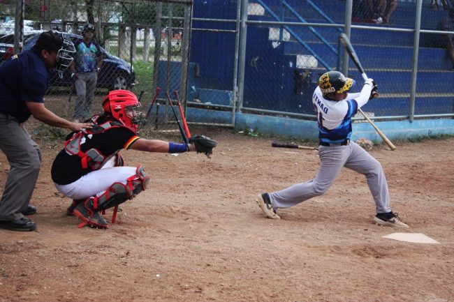Dante Ávila-Red Sox Liga Nuevos Valores