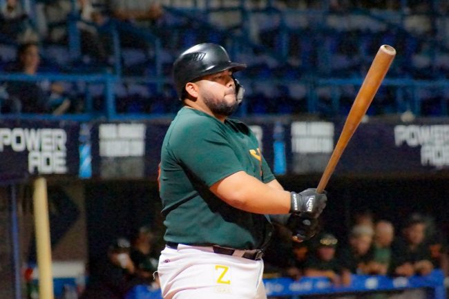 Leones de Yucatán vs. Acereros de Monclova 3o de la serie de pretemporada, serie para los Leones, 4×3 del 140422 en Monclova