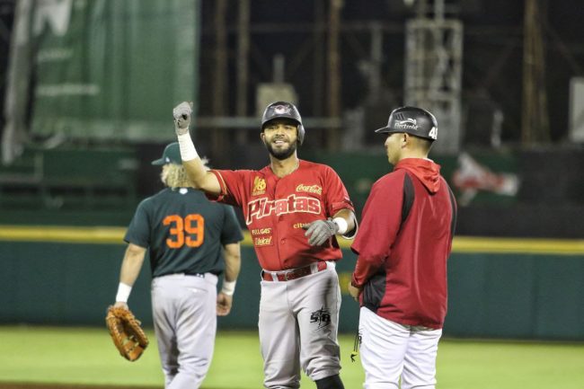 Piratas de Campeche vs. Leones de Yucatán penúltimo juego pretemporada melenudo, 5×0 del 190422 en Mérida