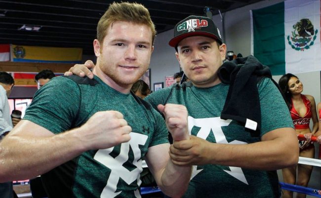 Saúl Canelo Álvarez con Eddy Reynoso, buena foto